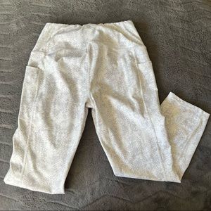 Rbx grey / white print leggings with pockets